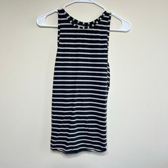 Lululemon Black Striped All Tied Up Tank 6 Women - Picture 1 of 6